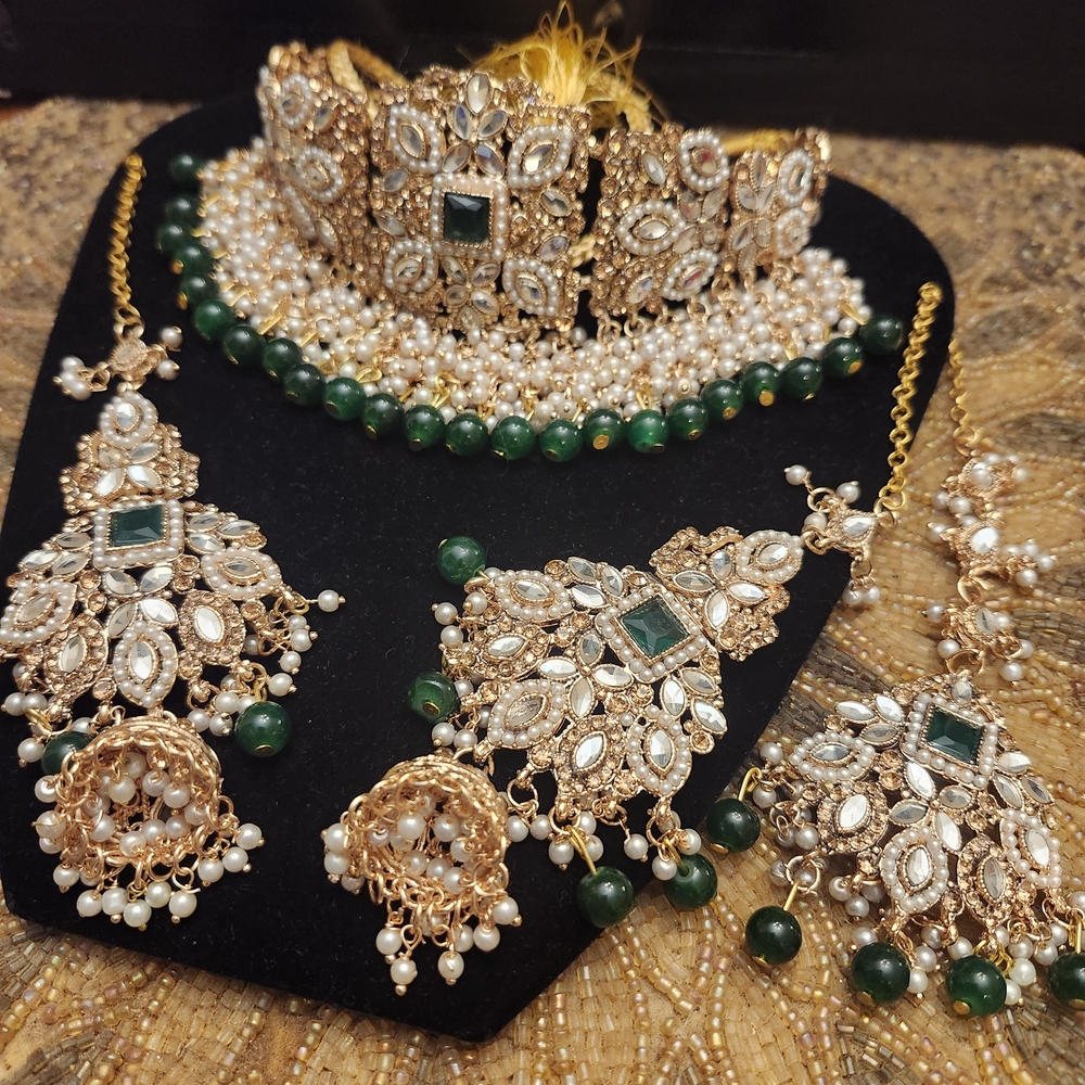 Gold and Green Statement 3 Pcs Necklace Set